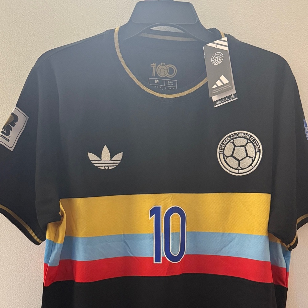 Colombia soccer jersey centenario james #10 Medium